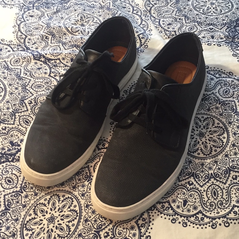 Black Tommy Hilfiger men's shoes, sz12